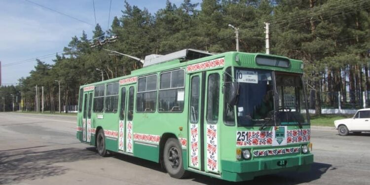 Тролейбус 10 Кропивницький розклад: повний графік, зупинки та поради для пасажирів – Транспорт