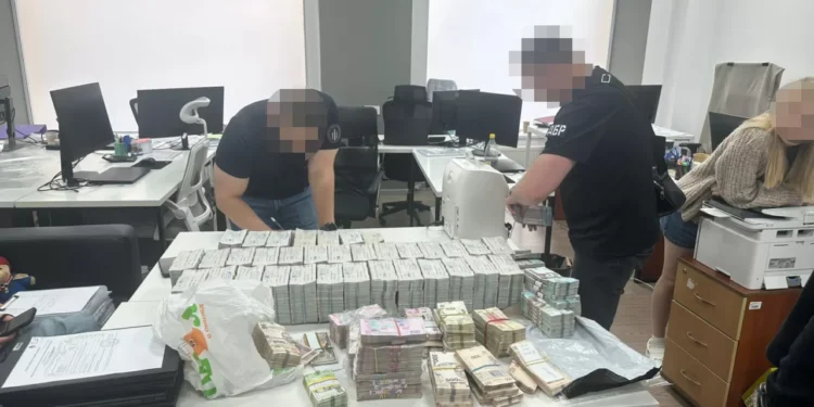 ГБР проверяет завышение стоимости дронов, закупленных почти за 7 млрд грн | !