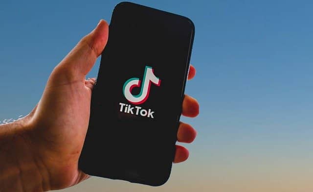 TikTok у телефоні